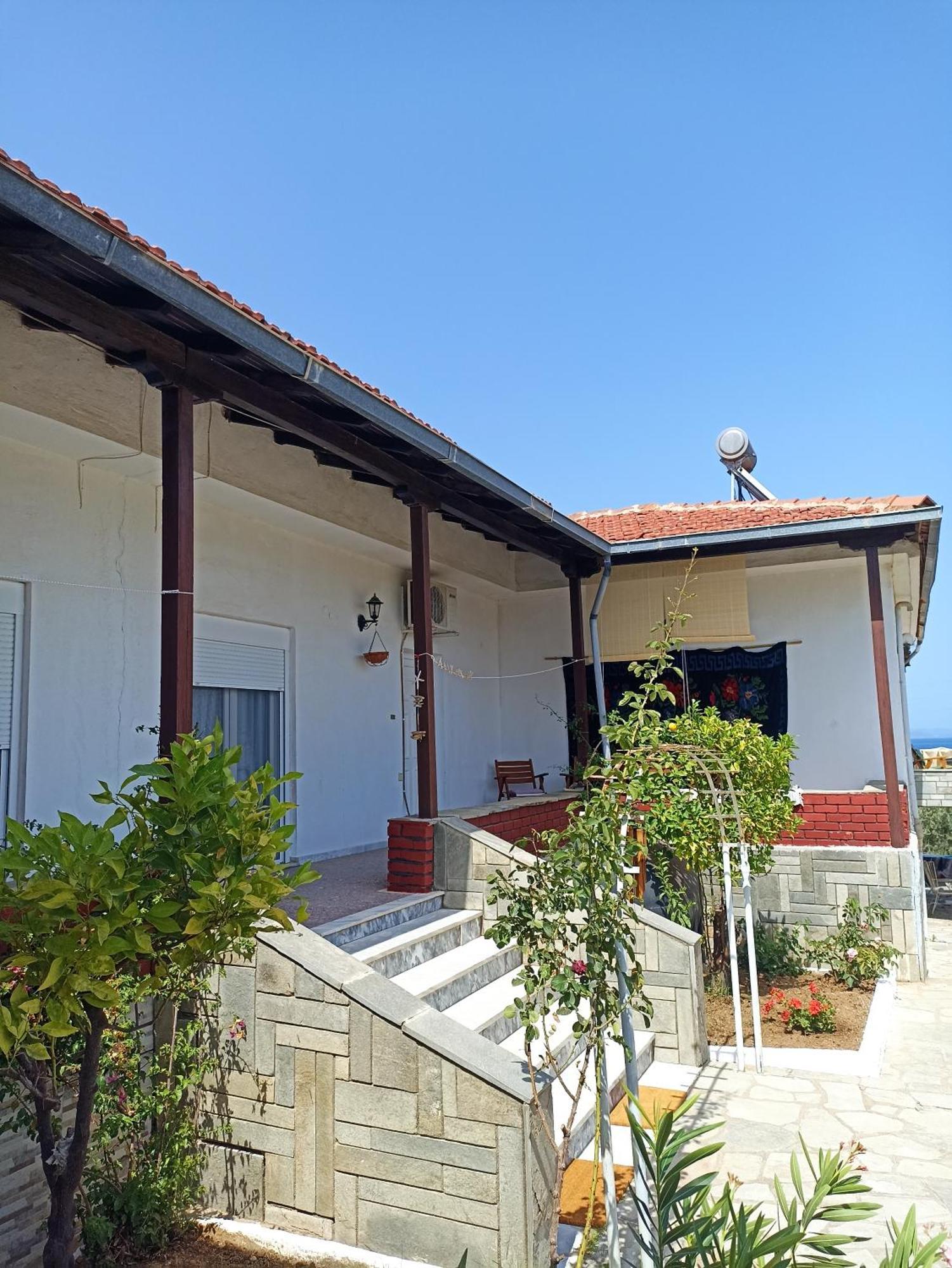 Kalelia Apartment Nea Poteidaia Exterior photo